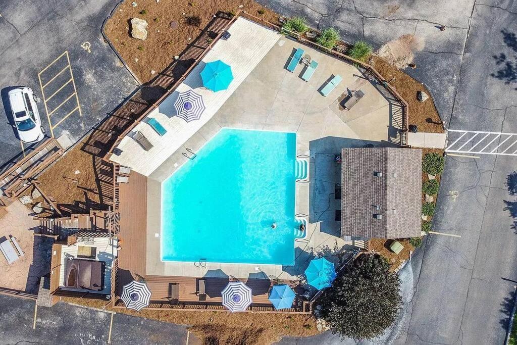 Modern Comfort: Updated Cozy Condo In Indian Point Branson Zewnętrze zdjęcie